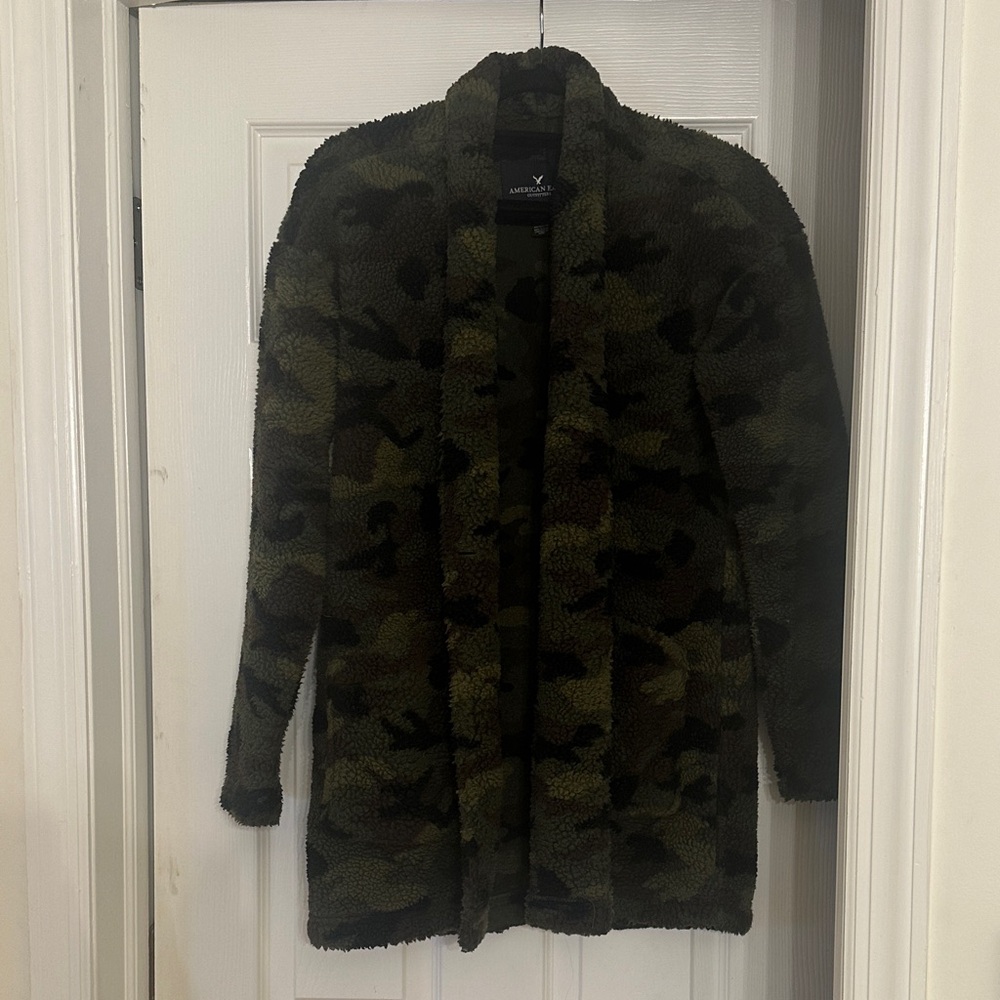 American Eagle Outfitters Olive Green Camo Teddy Jacket